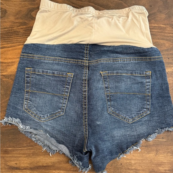 Planet motherhood maternity denim shorts size small - Picture 3 of 3